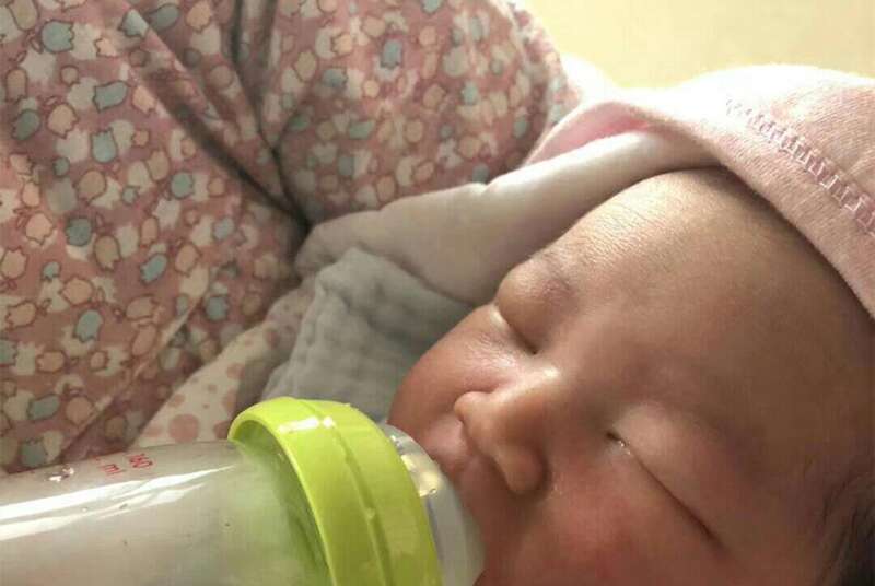 远播优育2018年第一个宝宝，一个健康结实的男宝宝